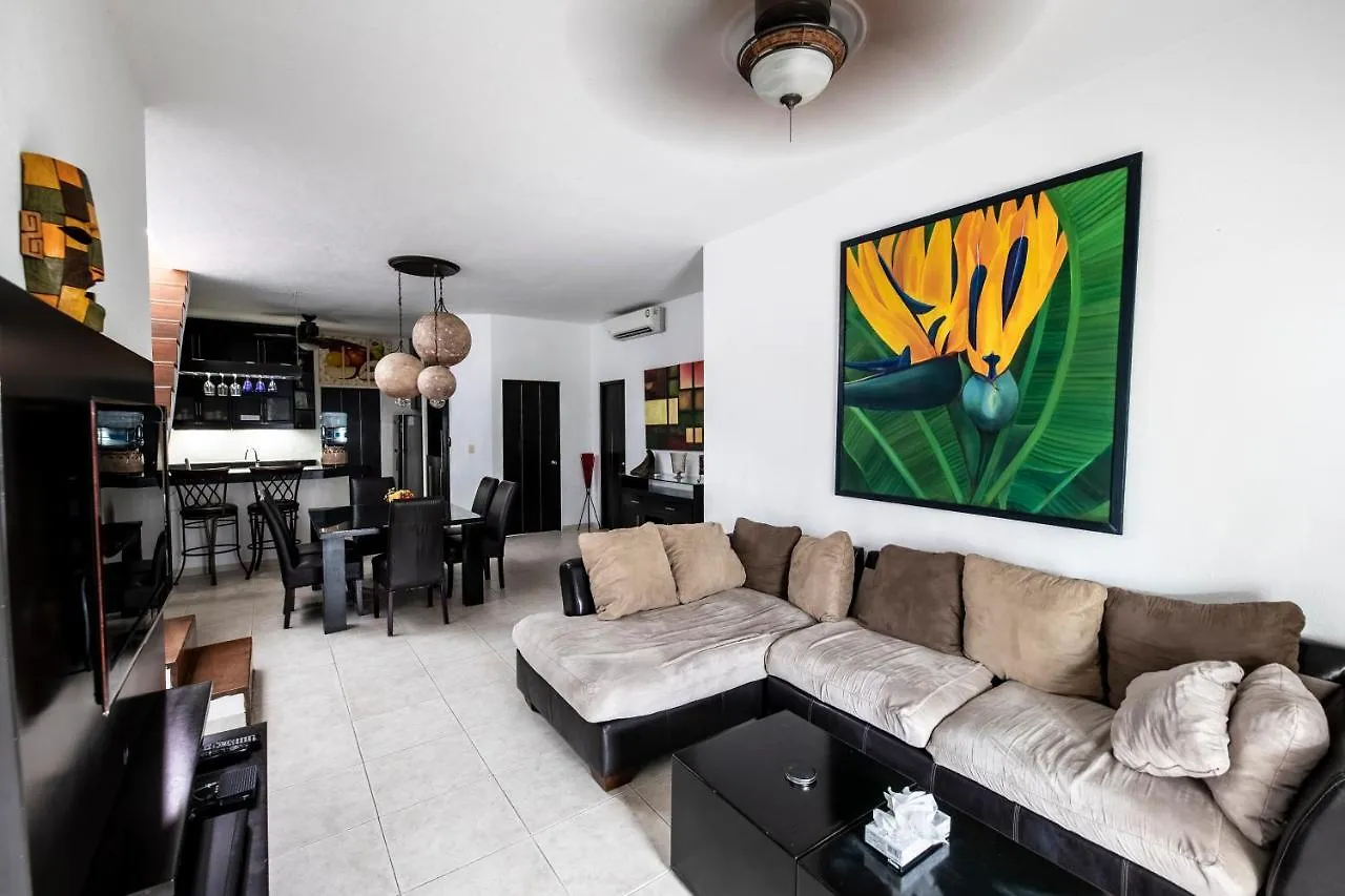 Penthouse Holiday Playa Del Carmen At Mamitas Beach Apartment